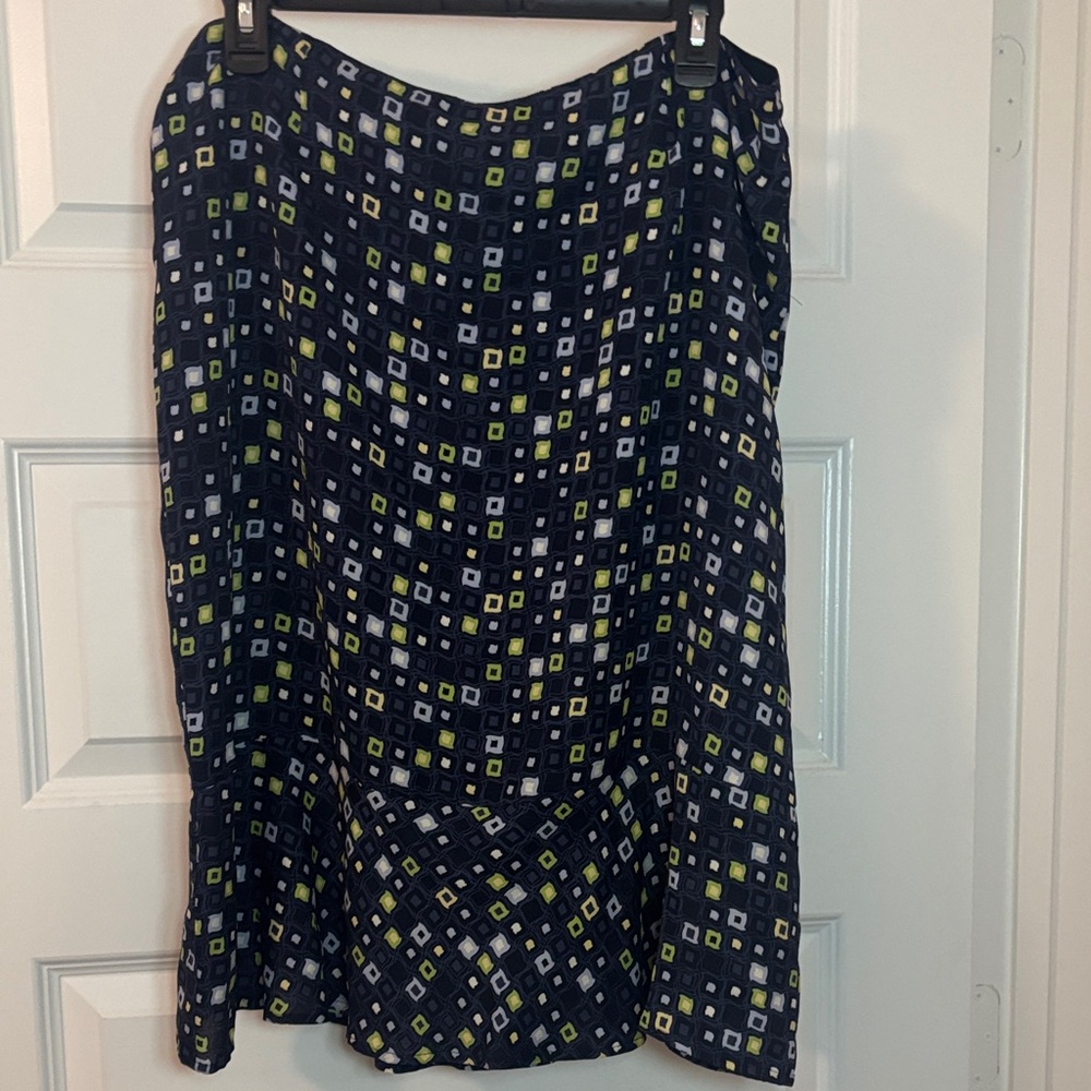 VTG Talbots Navy A-Line Skirt 15 w/White & Lime Green Geometric Print 100% Silk
